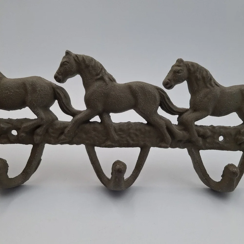 Vintage Rustic Cast Iron Running Horses Wall Hook Rack 3 Hook Western Decor 12